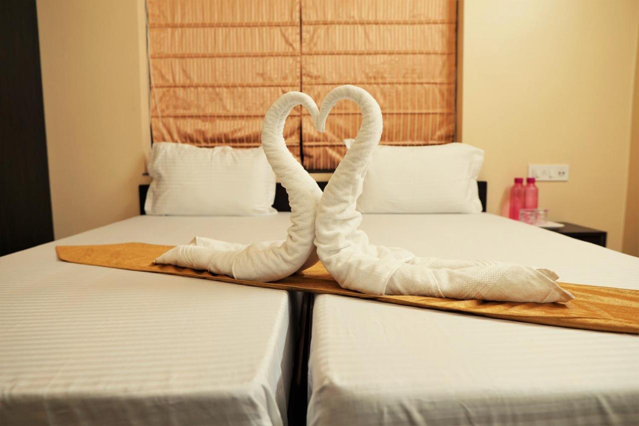 Hotel Rama Golden Root New Town Calcutta  Esterno foto
