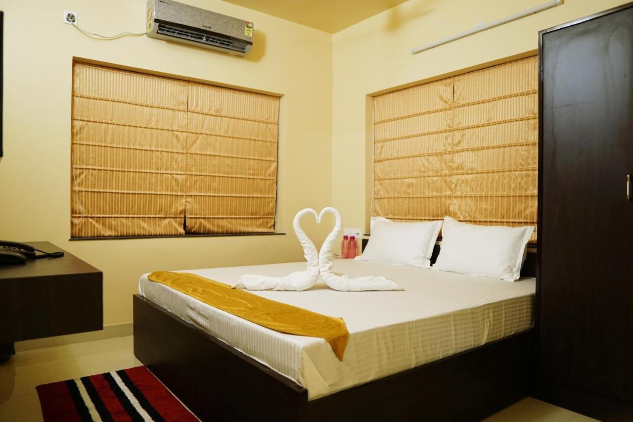 Hotel Rama Golden Root New Town Calcutta  Esterno foto