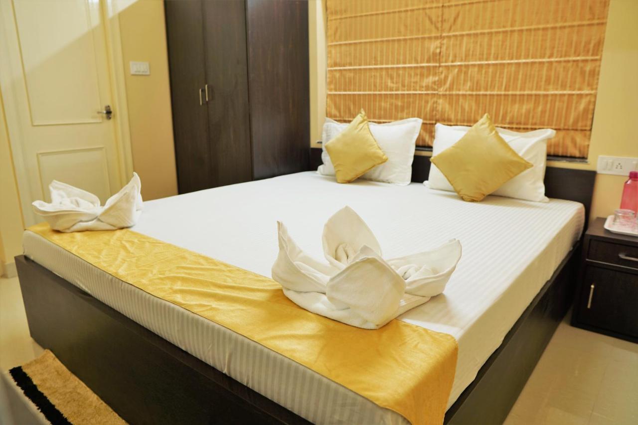Hotel Rama Golden Root New Town Calcutta  Esterno foto
