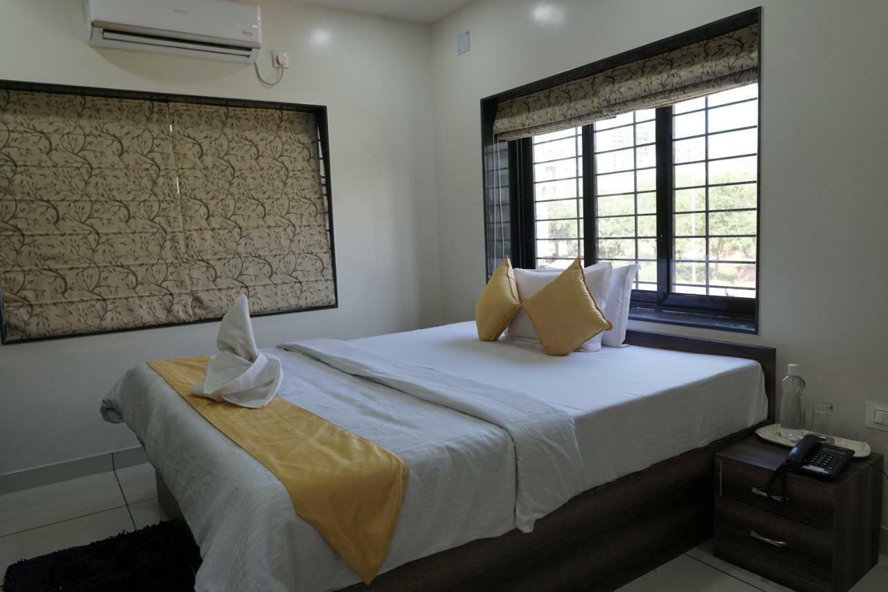 Hotel Rama Golden Root New Town Calcutta  Esterno foto